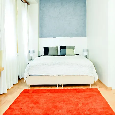 Cozy Flats Studio Apartment *