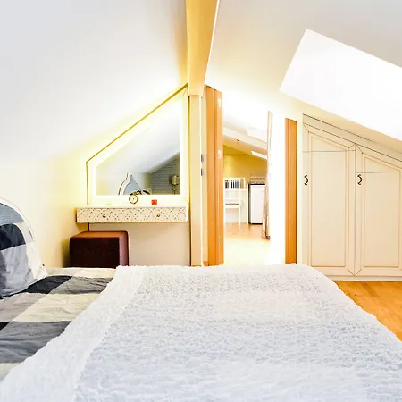 Cozy Flats Studio Apartment