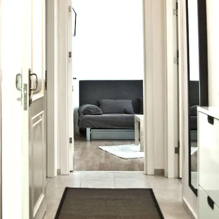 Cozy Flats Studio Apartment *