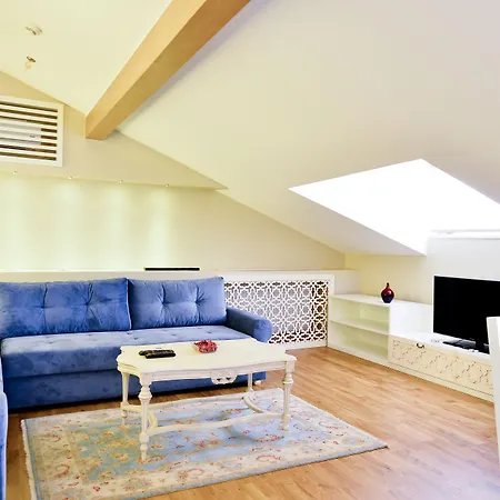 Cozy Flats Studio Apartment