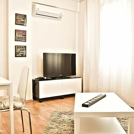 Cozy Flats Studio Apartment